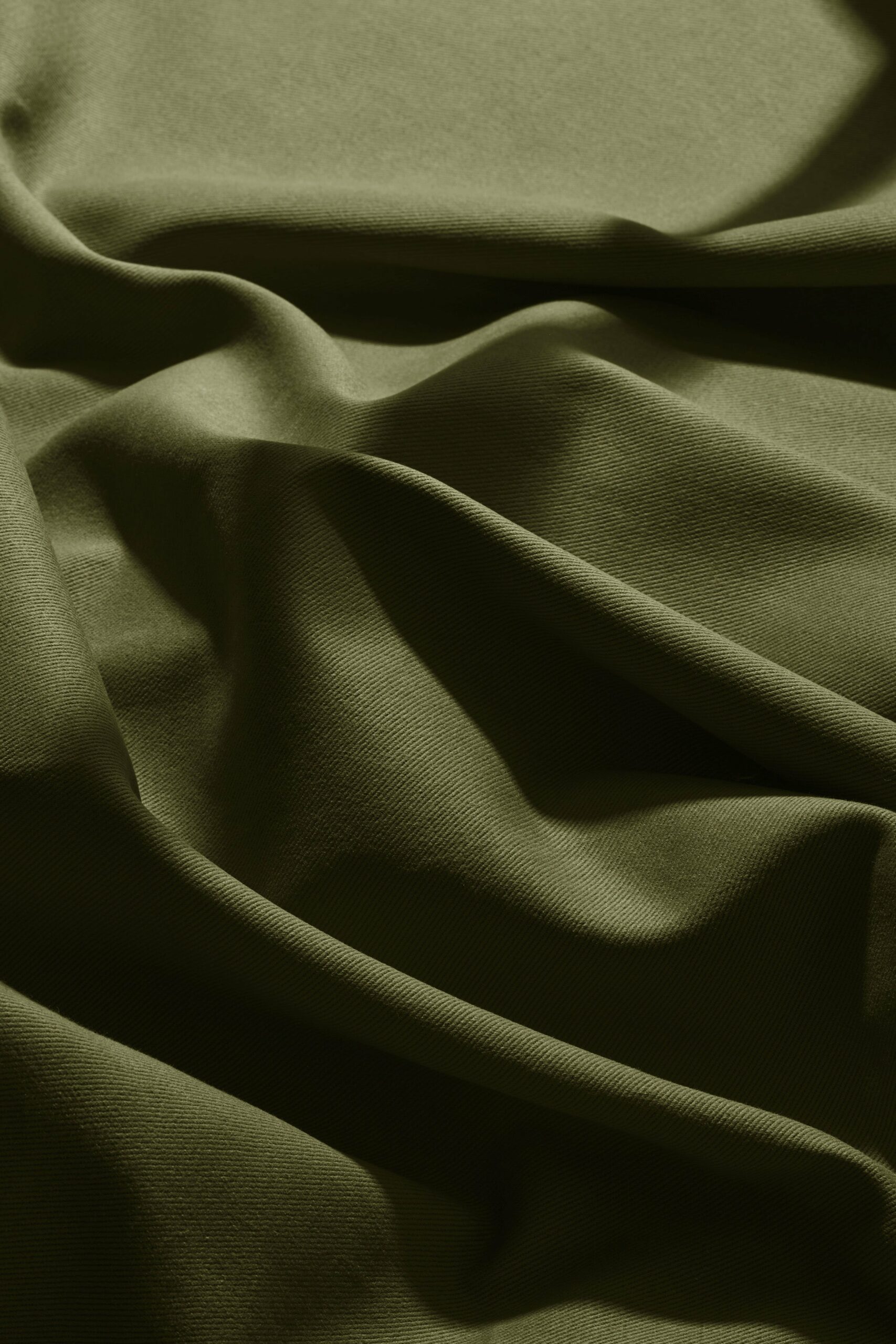 Gabardine Ivy Green Atelier Brunette – Image 3