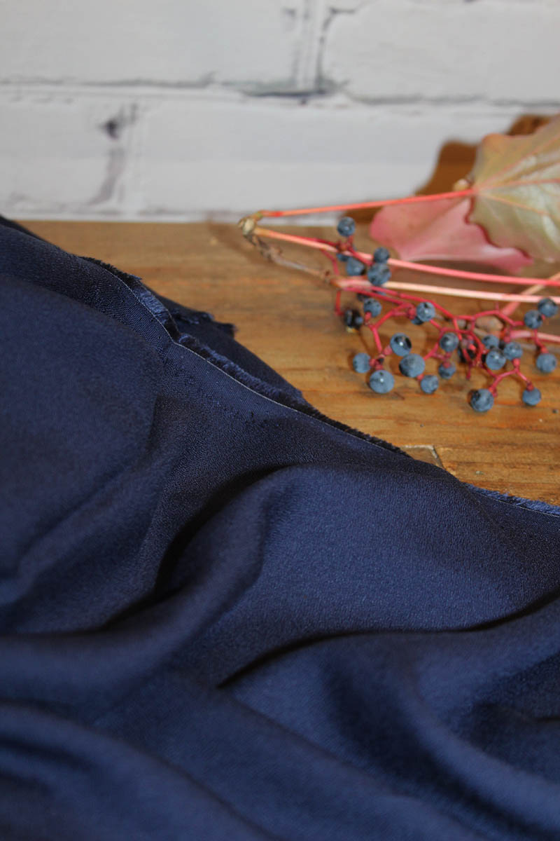 Crêpe de viscose bleu atlantique - Eglantine & Zoé – Image 3