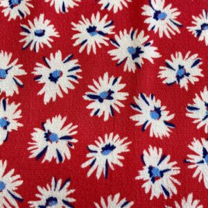 Crêpe de viscose rouge à fleurs
